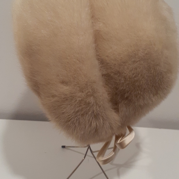 Vintage Hat - Picture 2 of 5